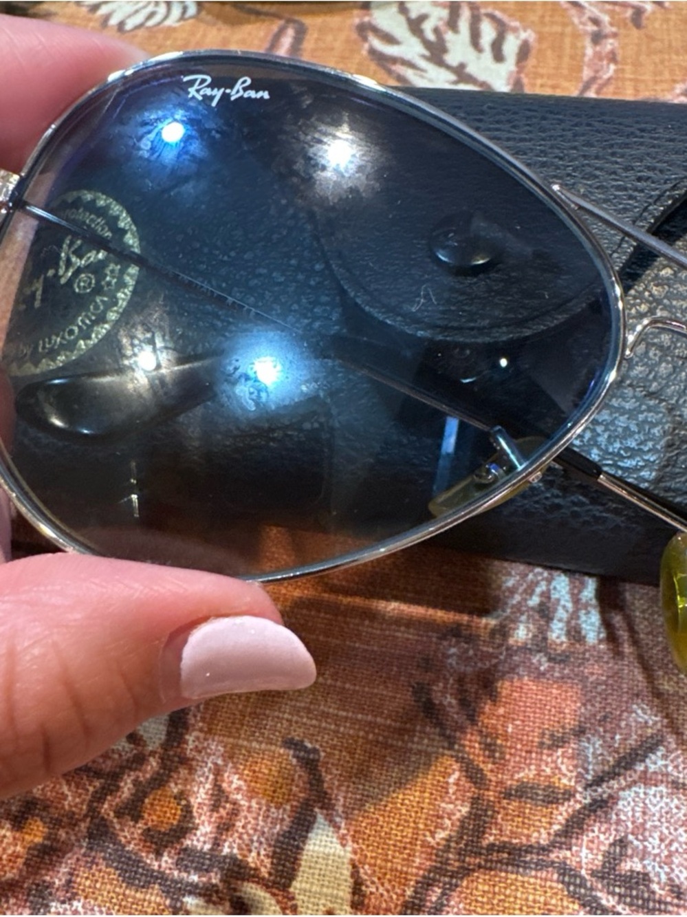 Ray-Ban Women's Aviator Sunglasses in Black and Silver